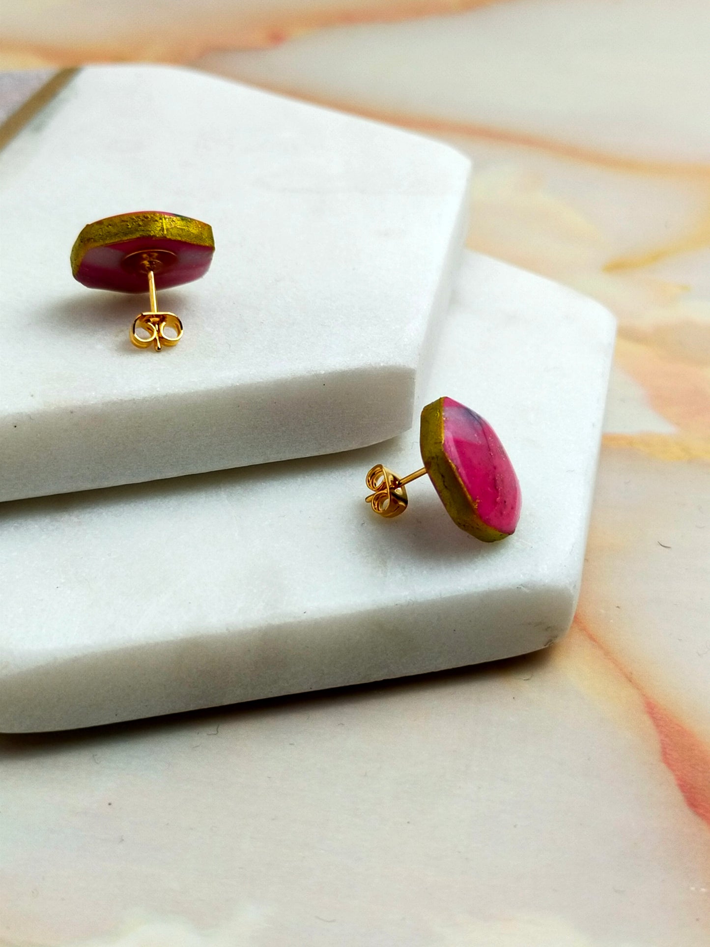 "Ellie" Pink Marbled Small Hex Studs