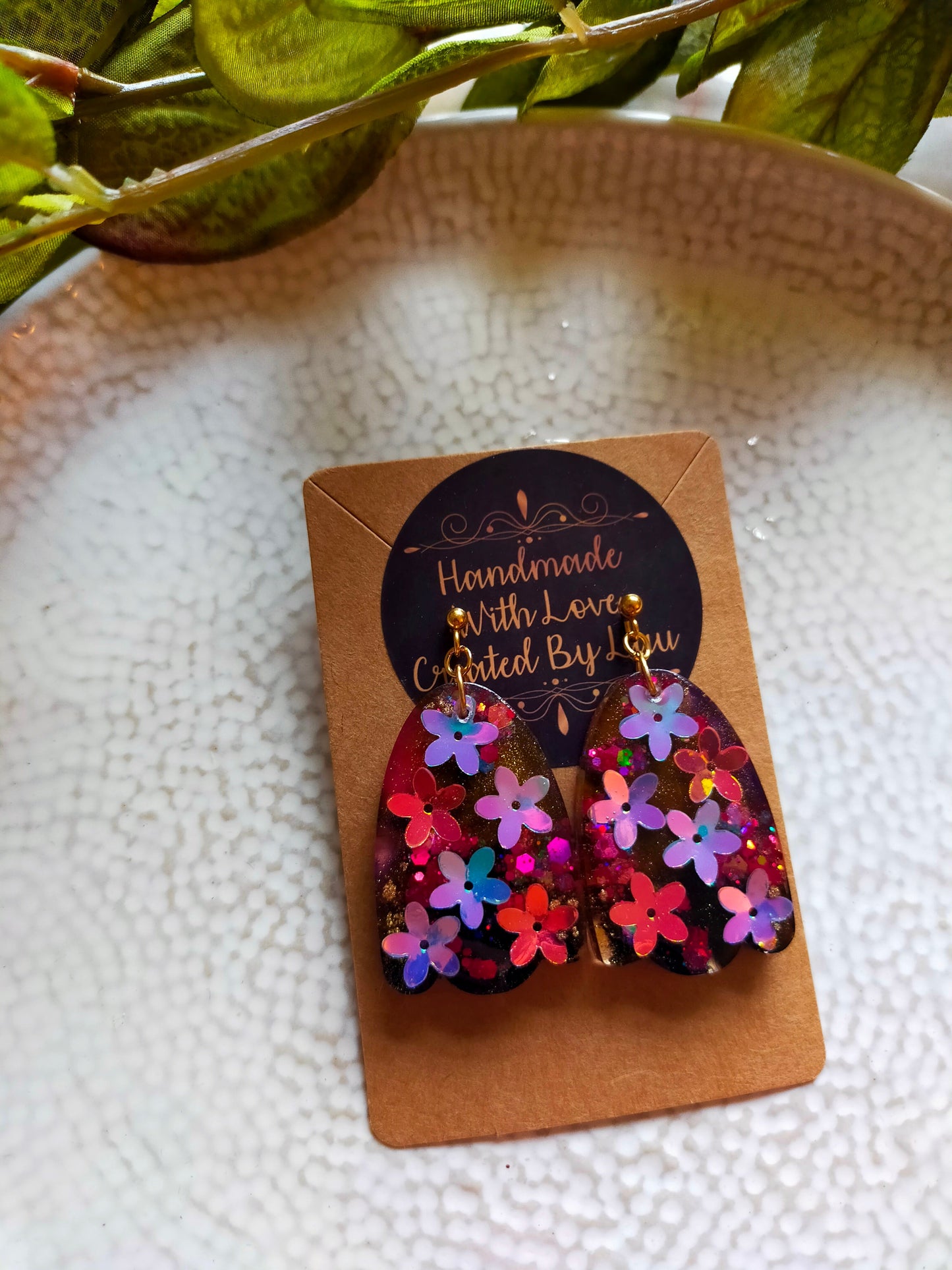 Resin Dangle Earrings - Oval Shaped Wave with Flower Sparkles