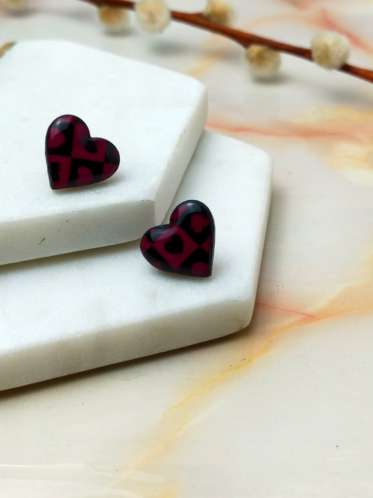 "Lexi" Checkmate Wine & Black Heart Studs