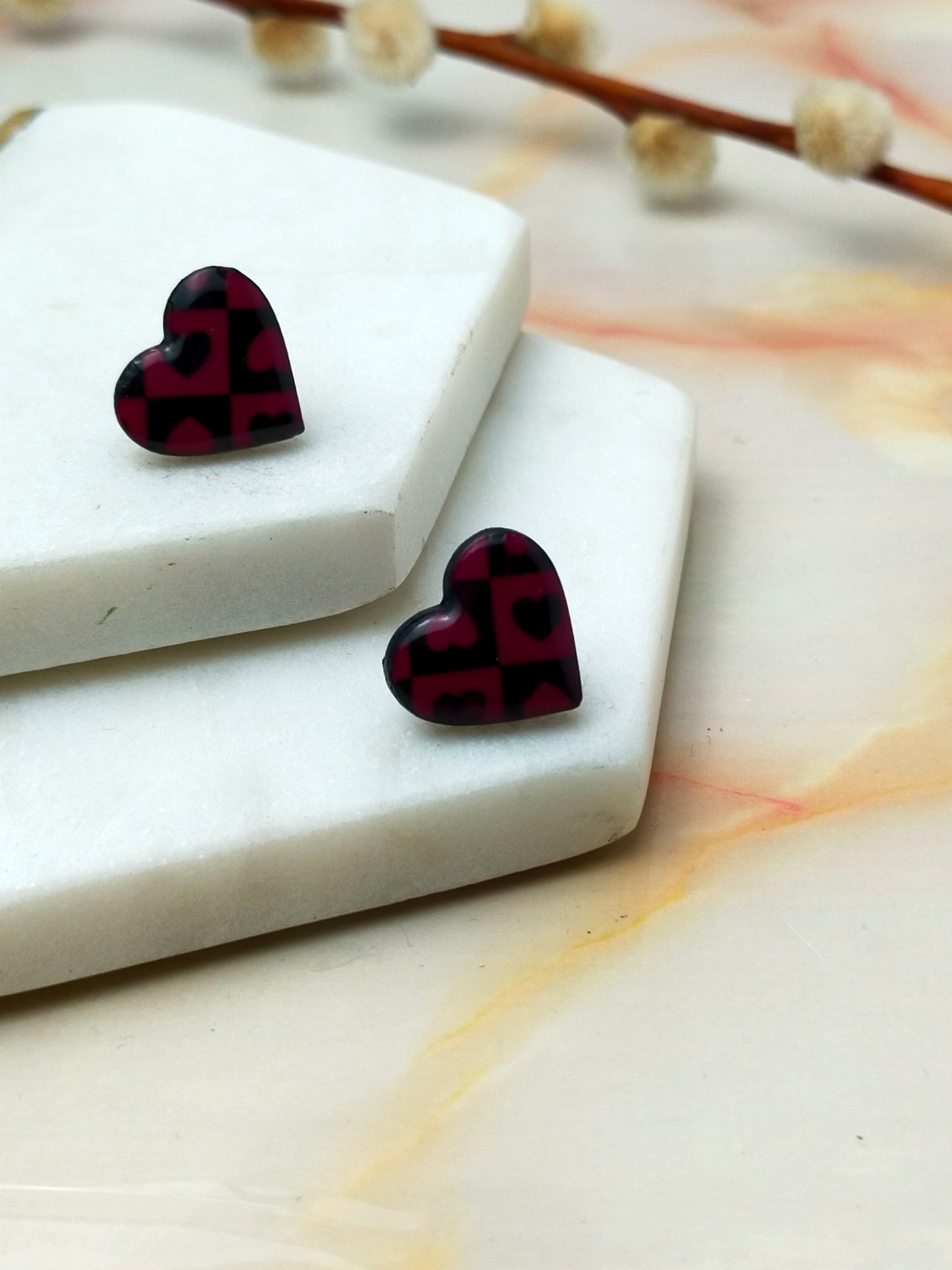 "Lexi" Checkmate Wine & Black Heart Studs