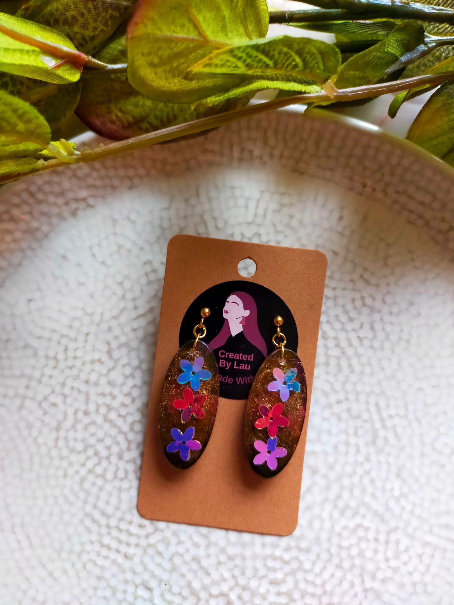 Resin Dangle Earrings Multi Black Gold Oval Flower Sparkle