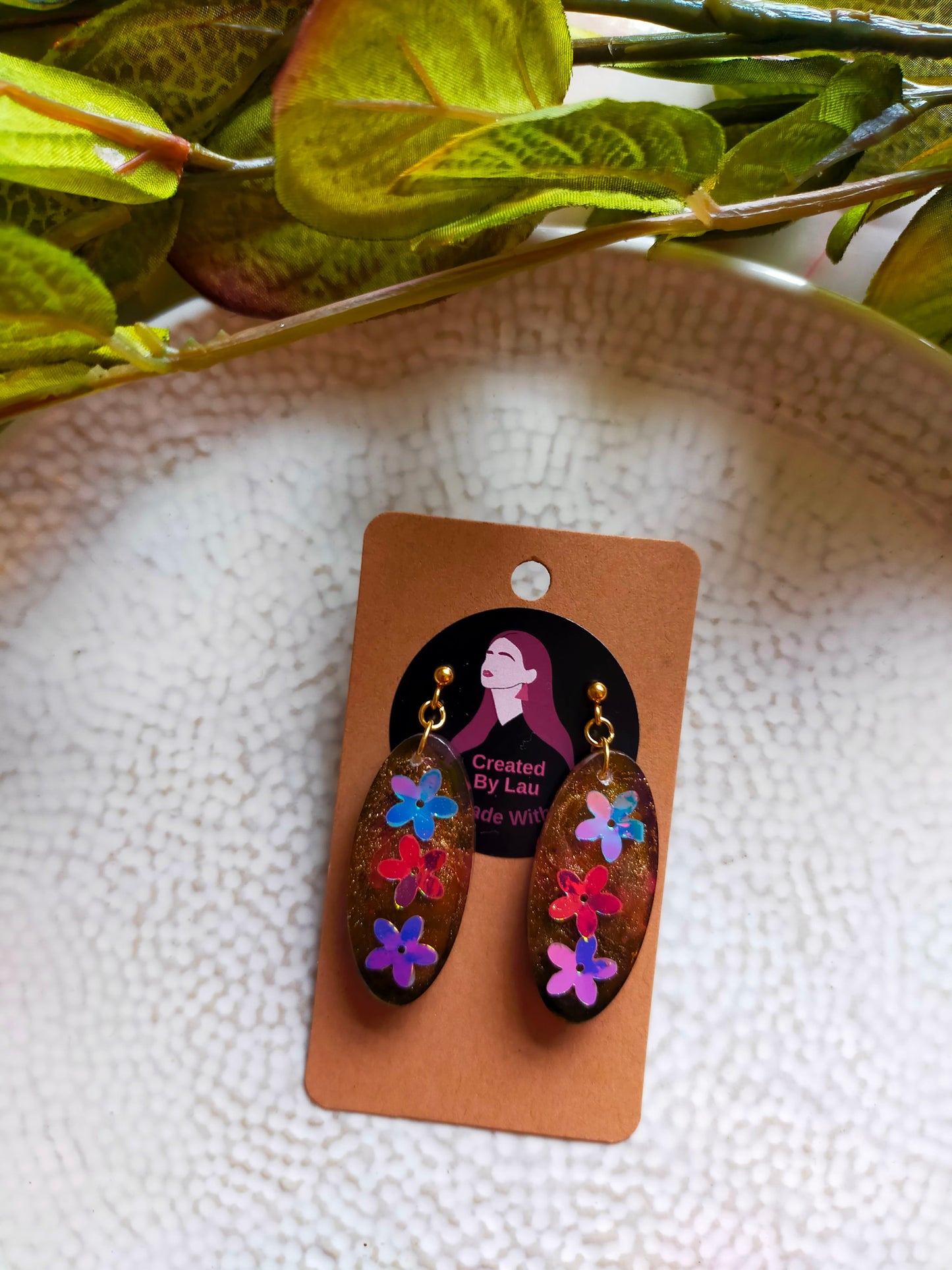 Resin Dangle Earrings Multi Black Gold Oval Flower Sparkle
