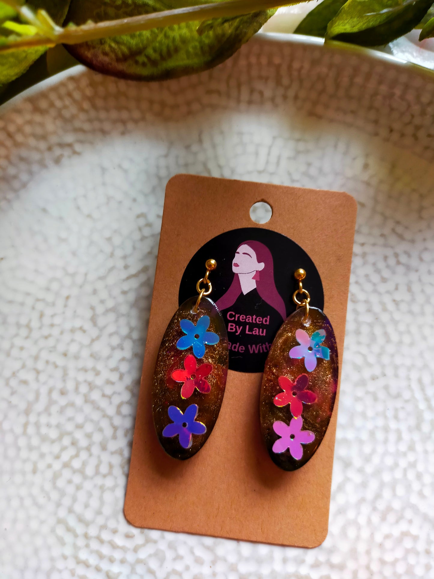 Resin Dangle Earrings Multi Black Gold Oval Flower Sparkle