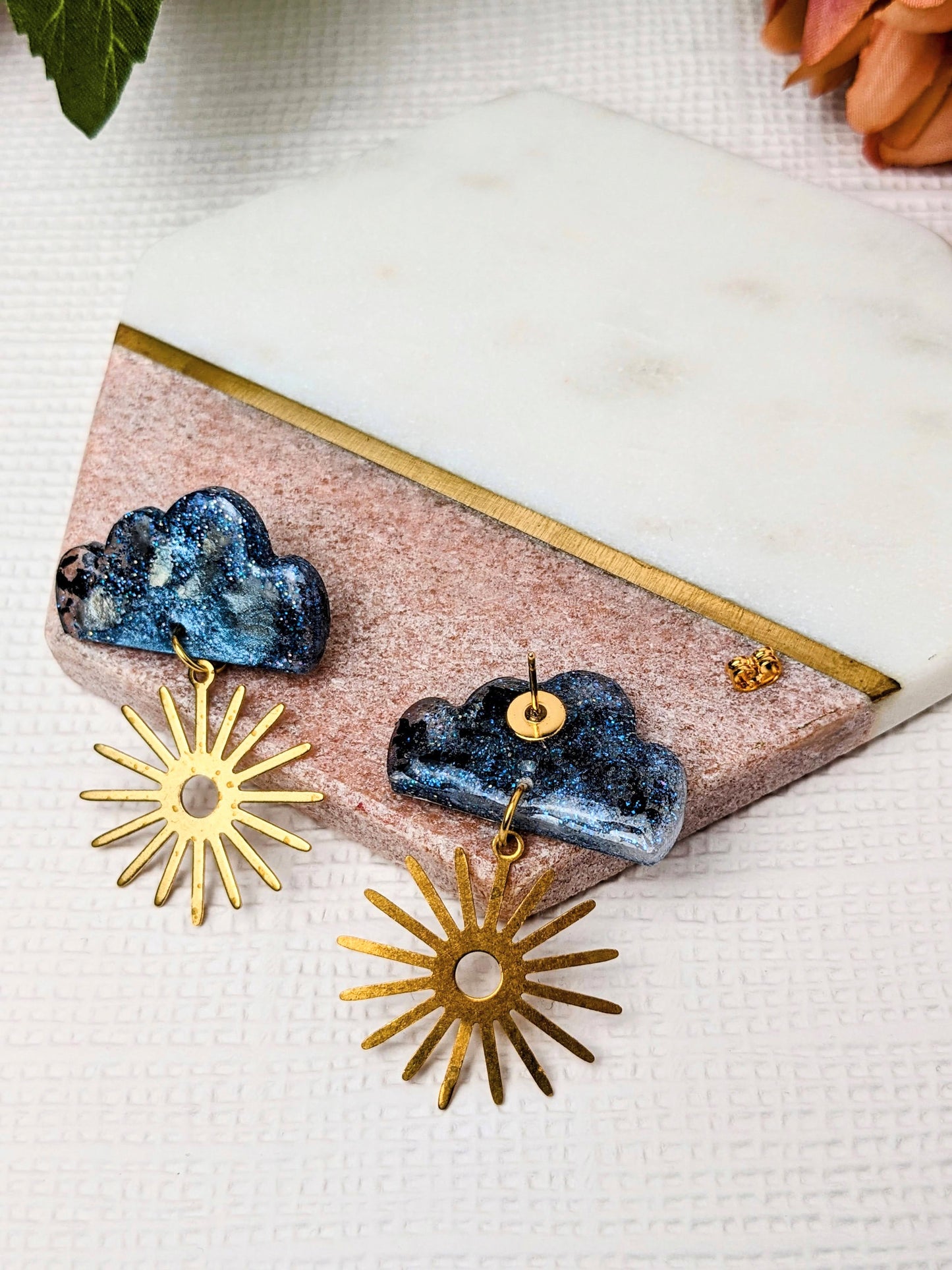 "Misha" Cloud Blue Glitter with Sun Brass Charm