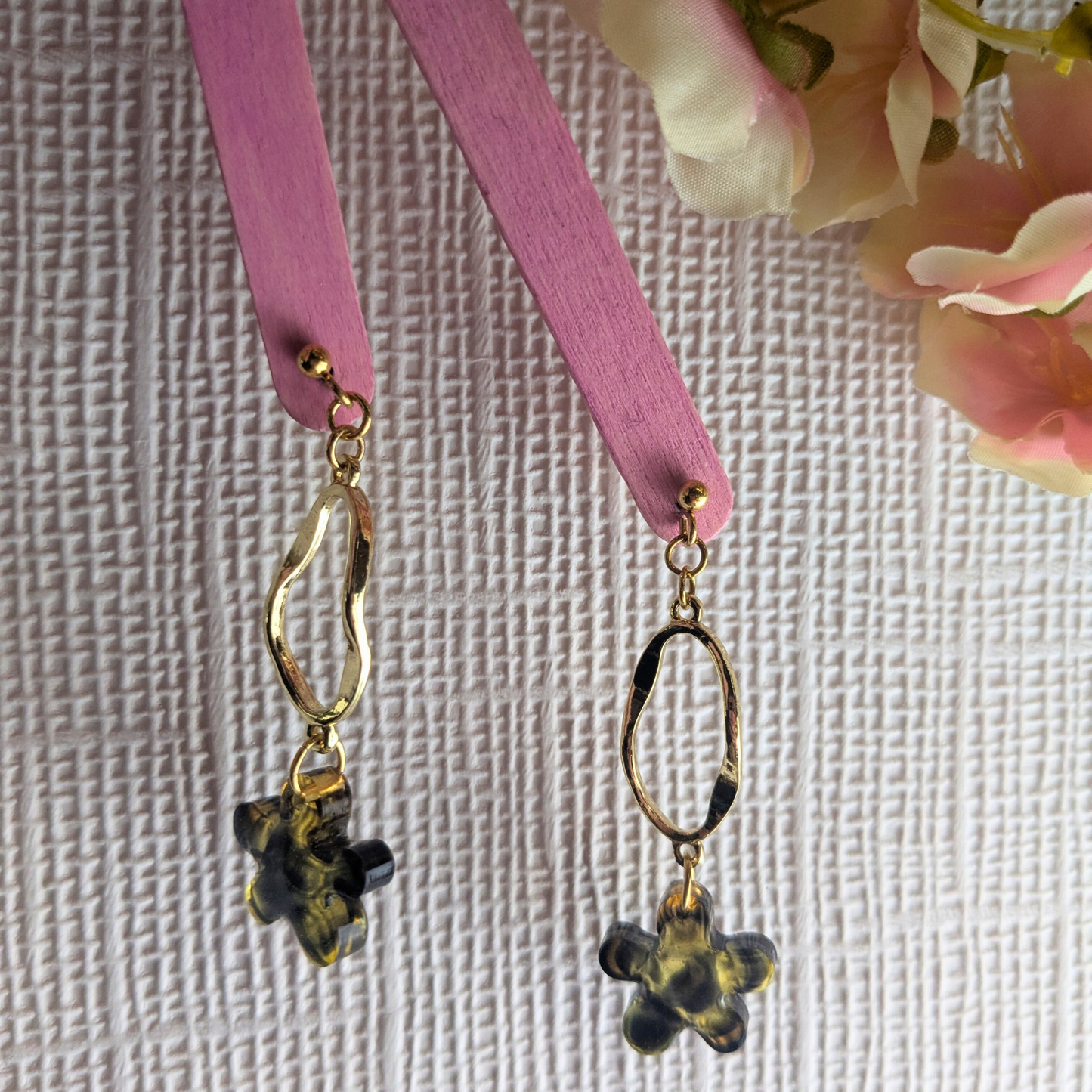 Tallulah Tortoiseshell Flower Dangle Earrings - Gold Stud Handmade UK
