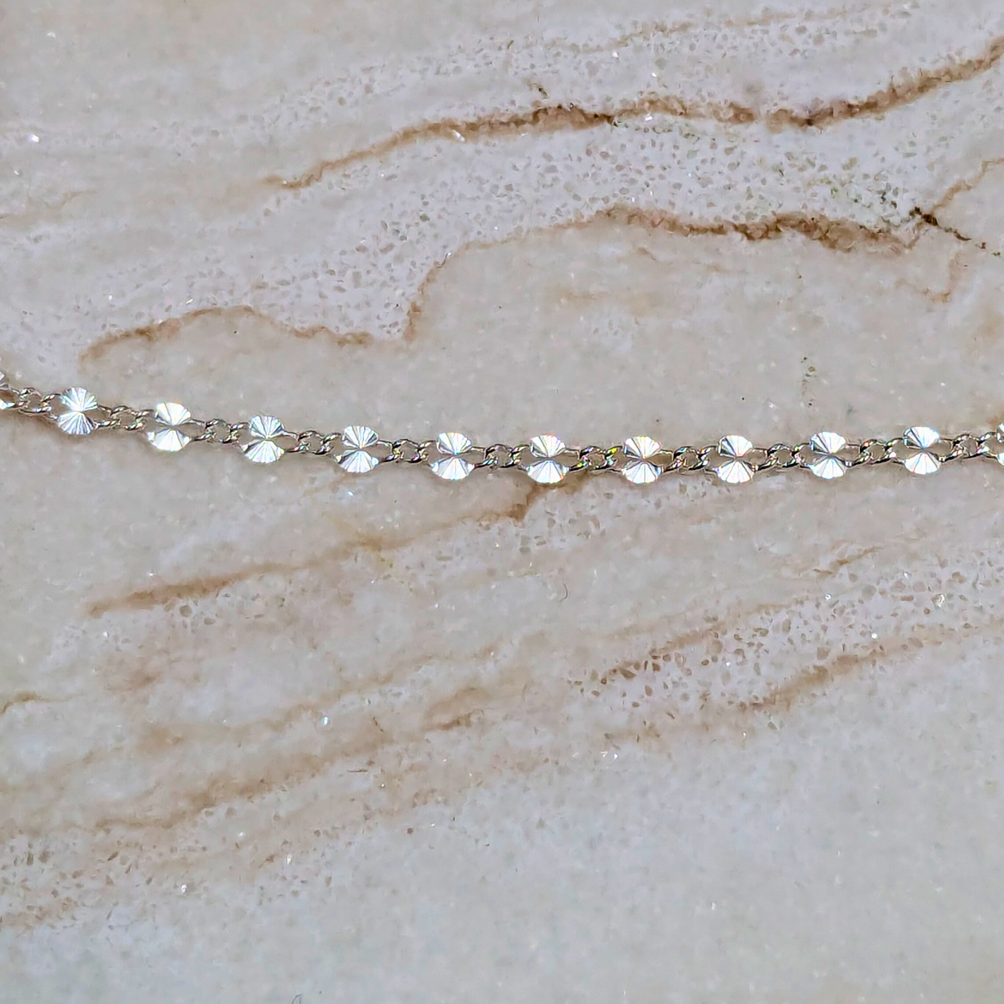"Amsterdam" Oval Starburst Chain