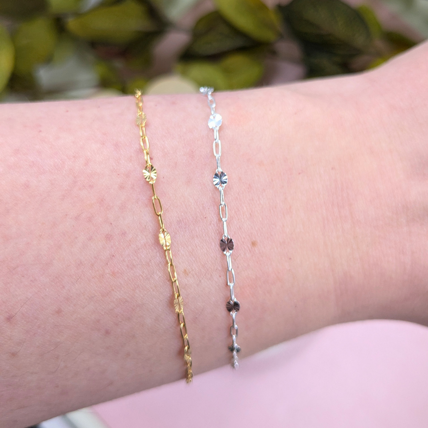 "Berlin" Oval Starburst & Cable Chain