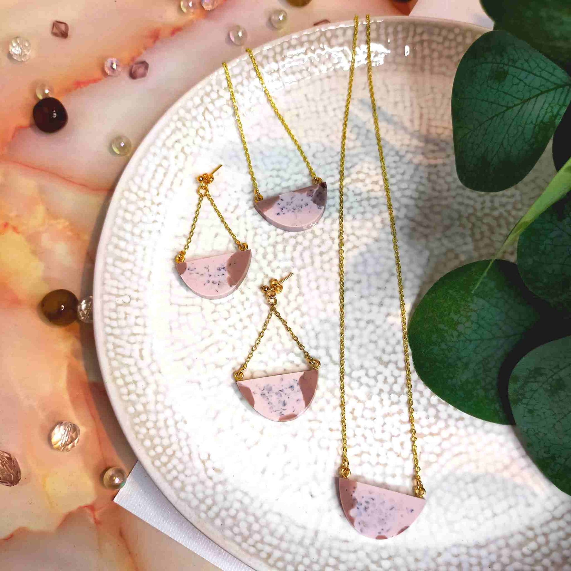 Half Circle Chain Cream & Beige Resin Dangle Earrings