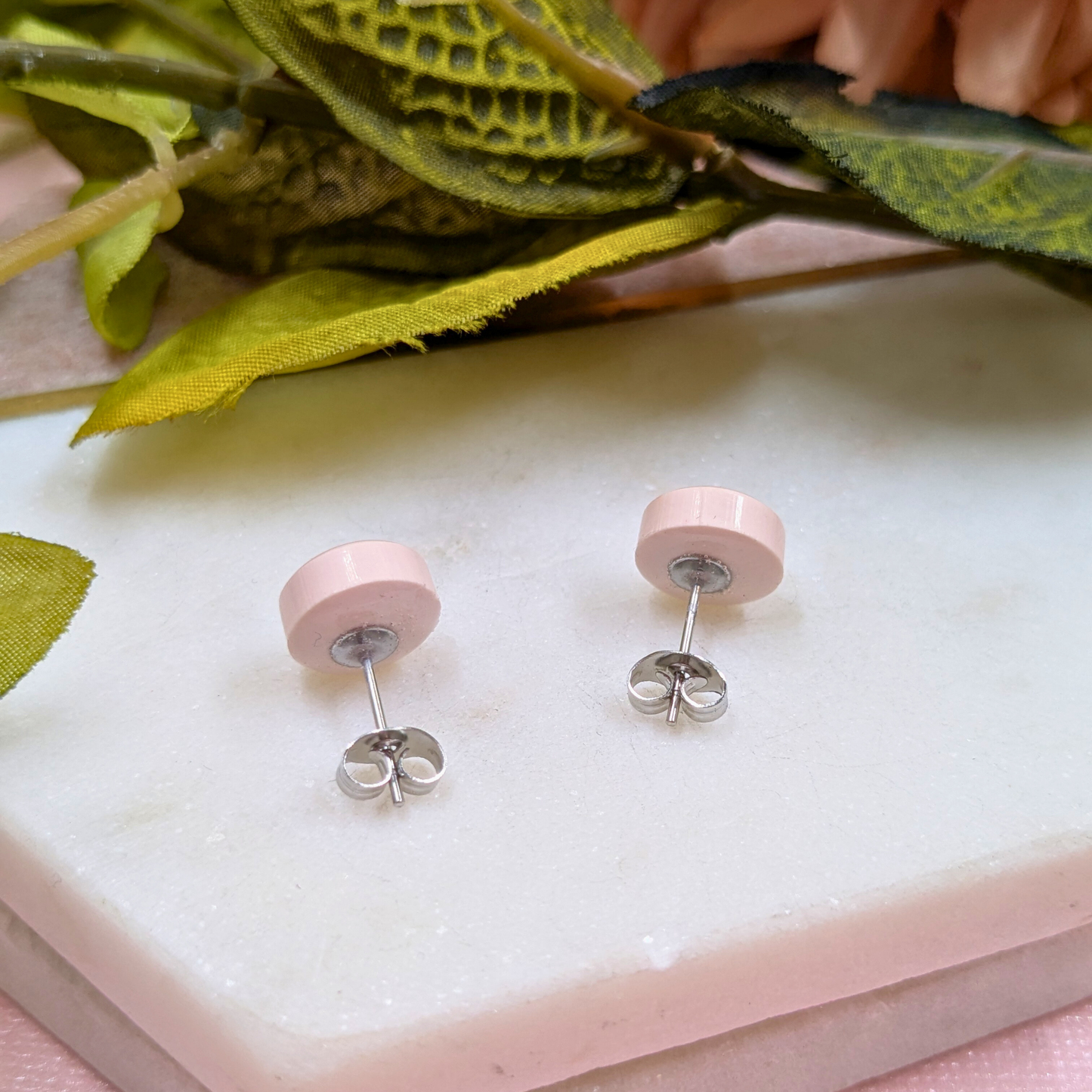 Bridget Ecru Small Resin Stud Earrings