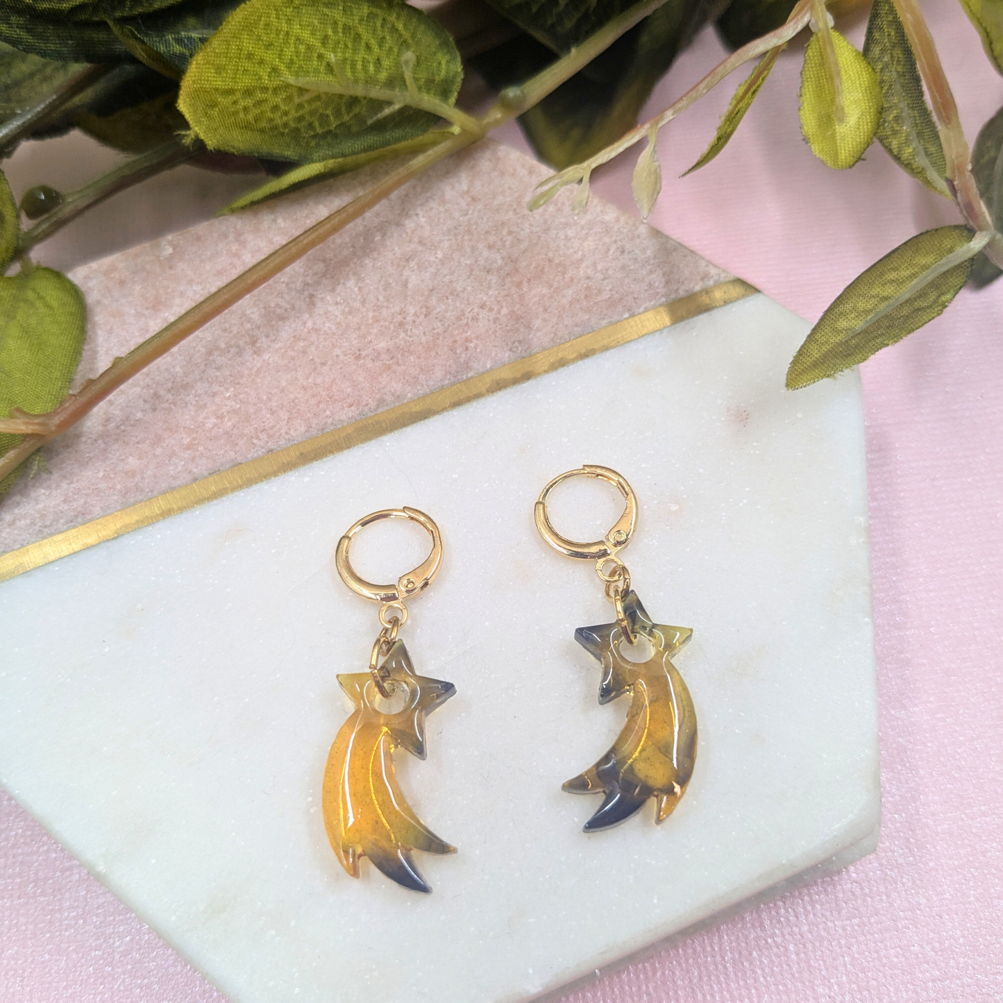 Estrella Tortoiseshell Shooting Star Sleeper Earrings - Gold Plated UK