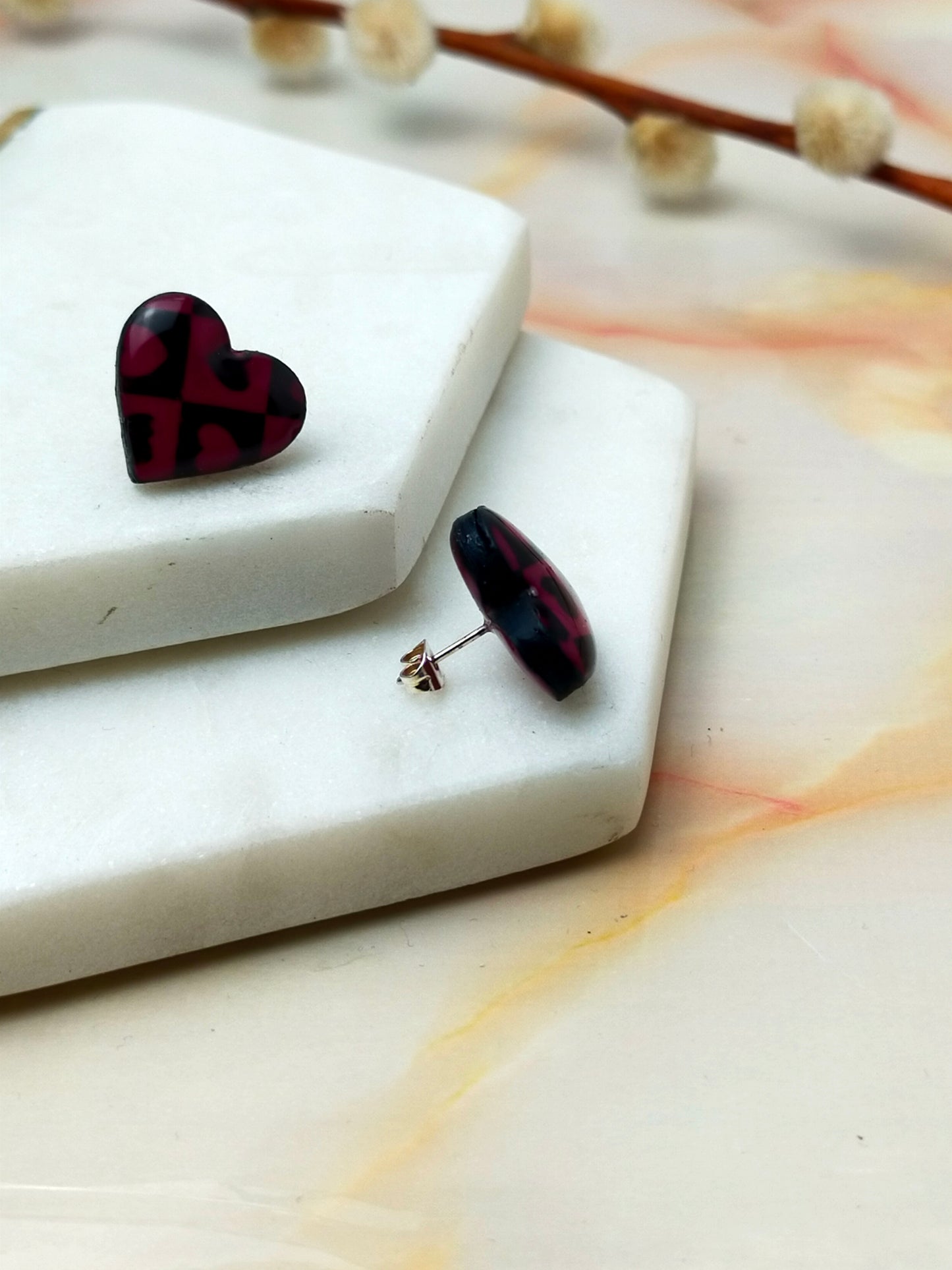 "Lexi" Checkmate Wine & Black Heart Studs - Valentine's Collection