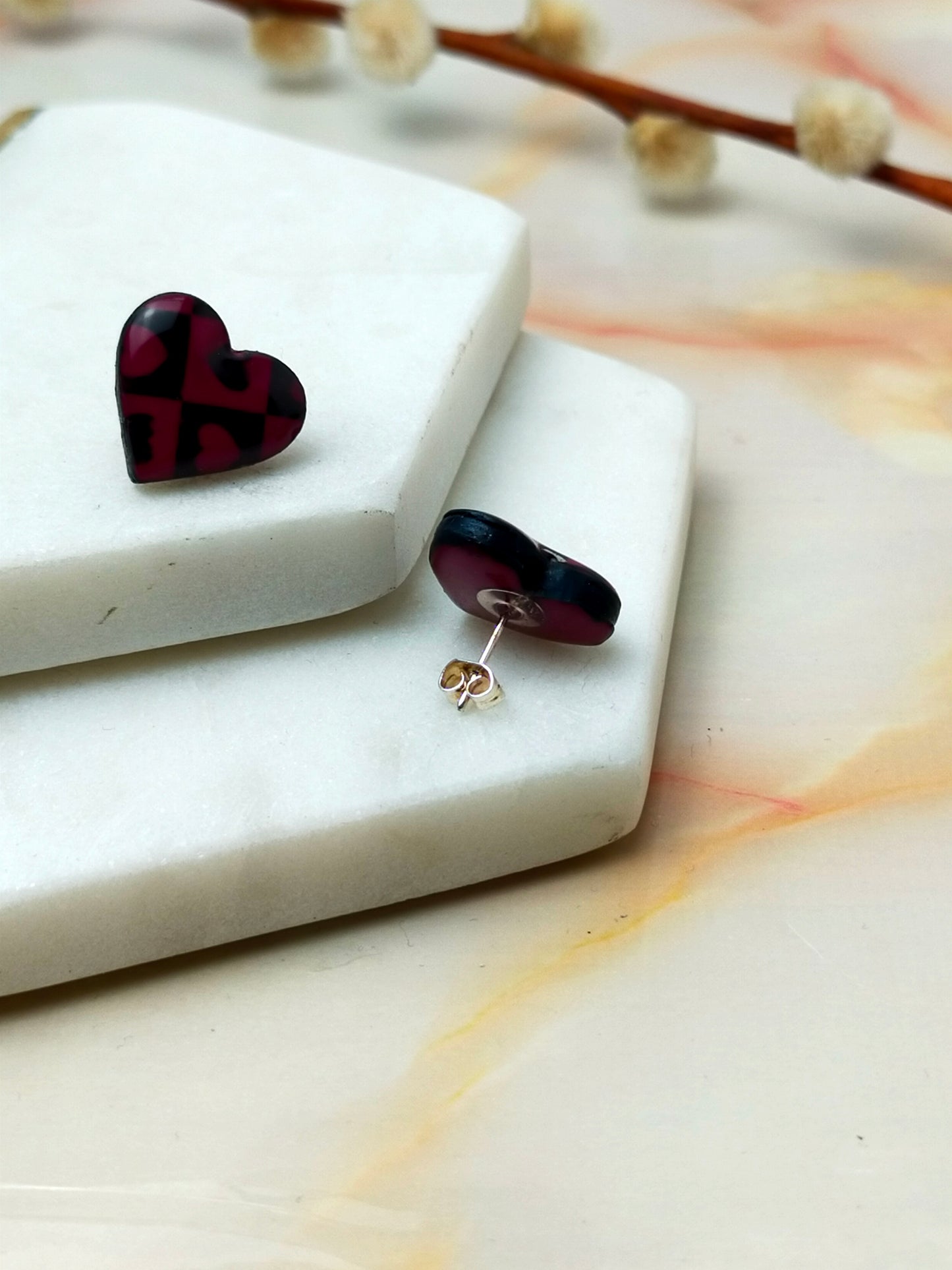 "Lexi" Checkmate Wine & Black Heart Studs
