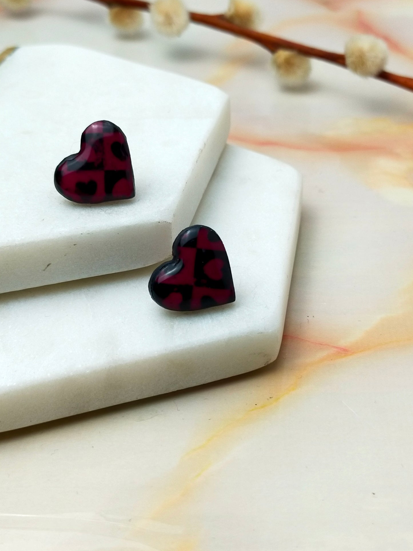 "Lexi" Checkmate Wine & Black Heart Studs