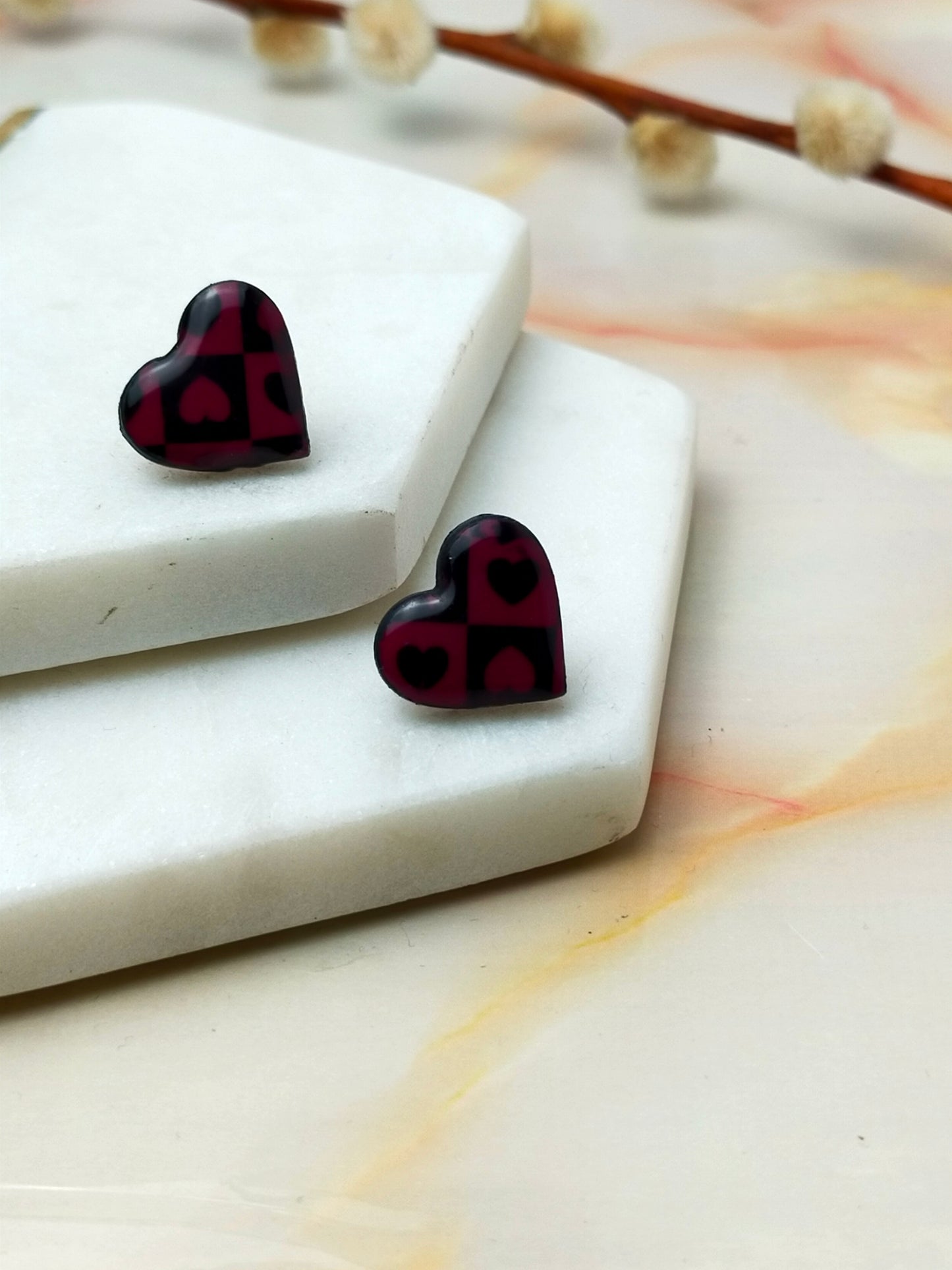 "Lexi" Checkmate Wine & Black Heart Studs - Valentine's Collection
