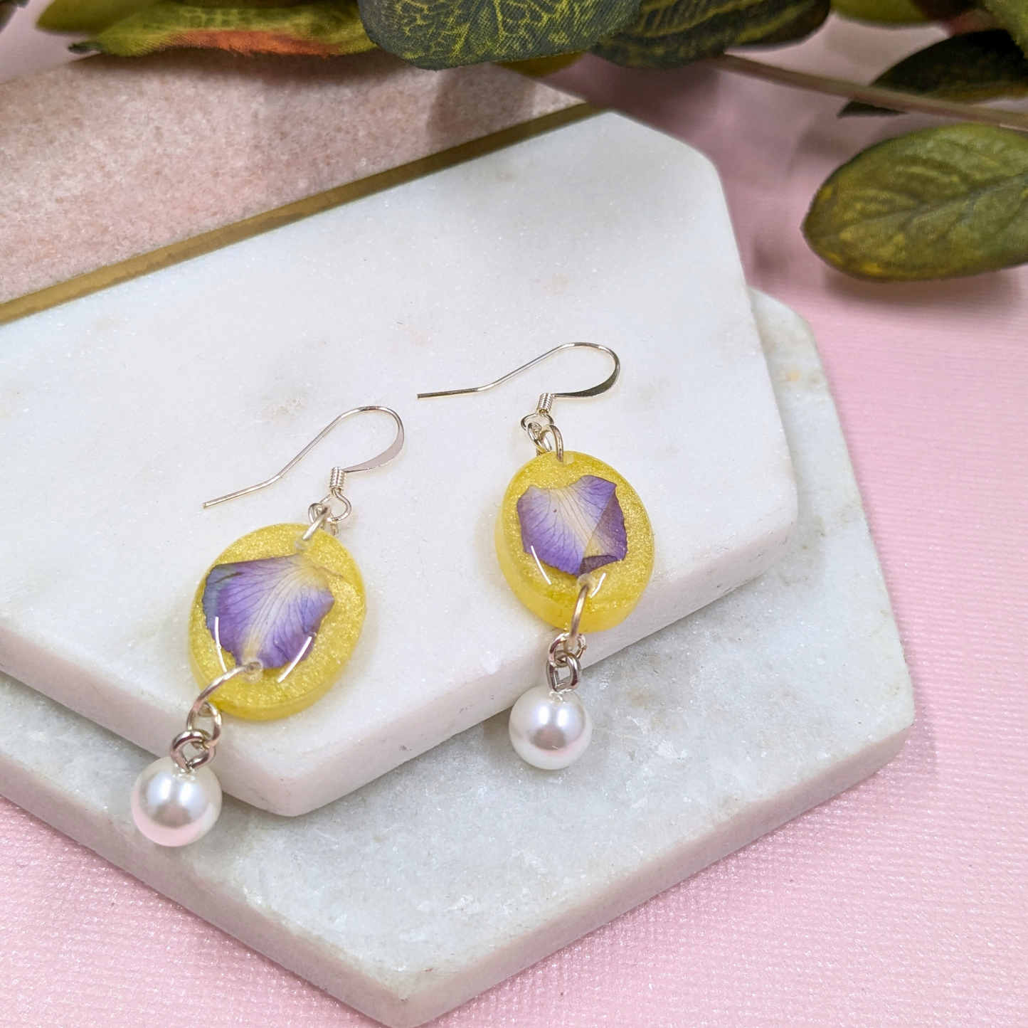 "Alana" No Waste Purple Real Flowers Lemon Resin Oval Dangle with Pearl Charm