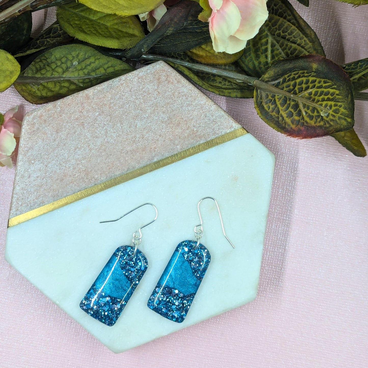 "Sarai" Blue Metallic Glitter Resin Arch Earrings