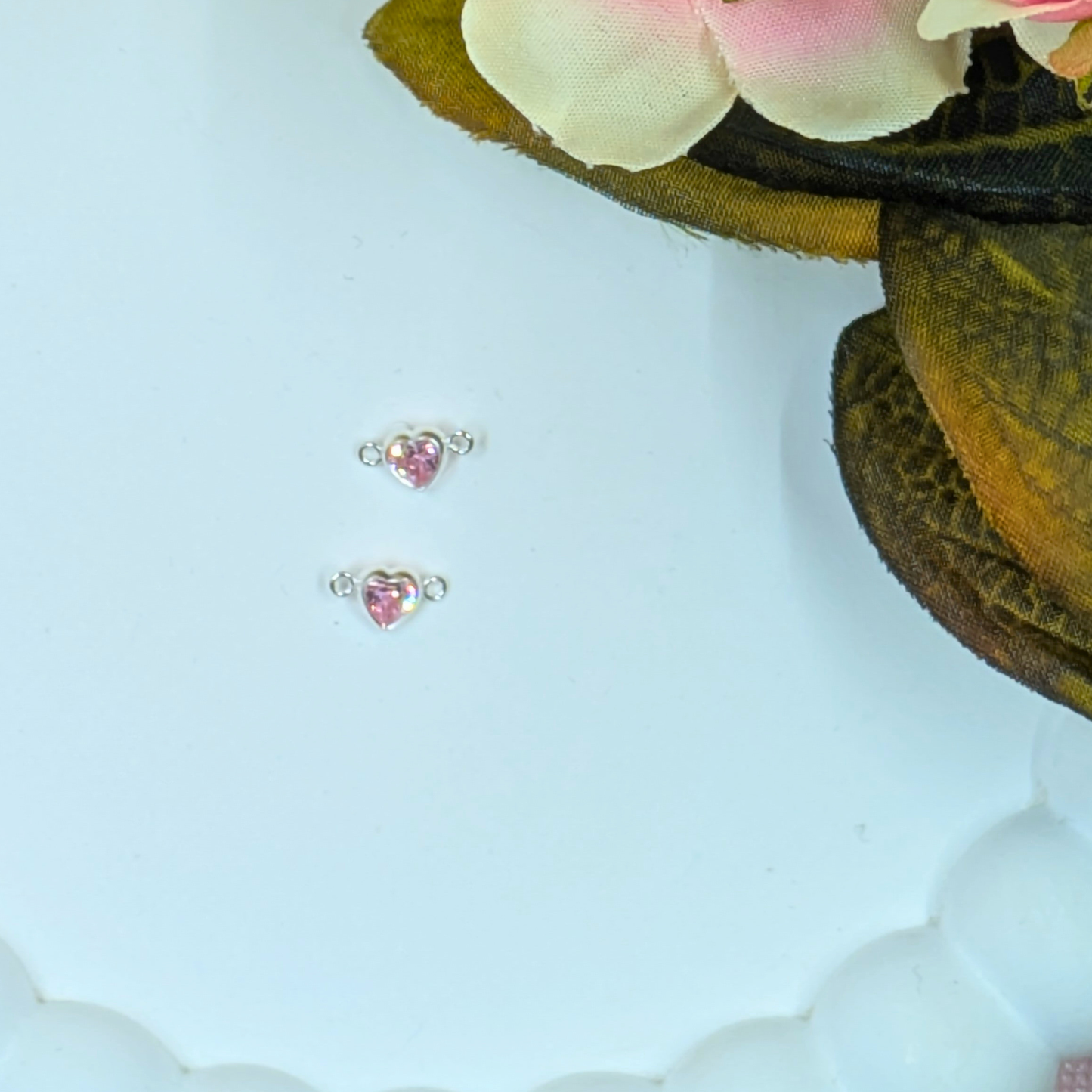 Birthstone 4mm Cubic Zirconia Heart Connector