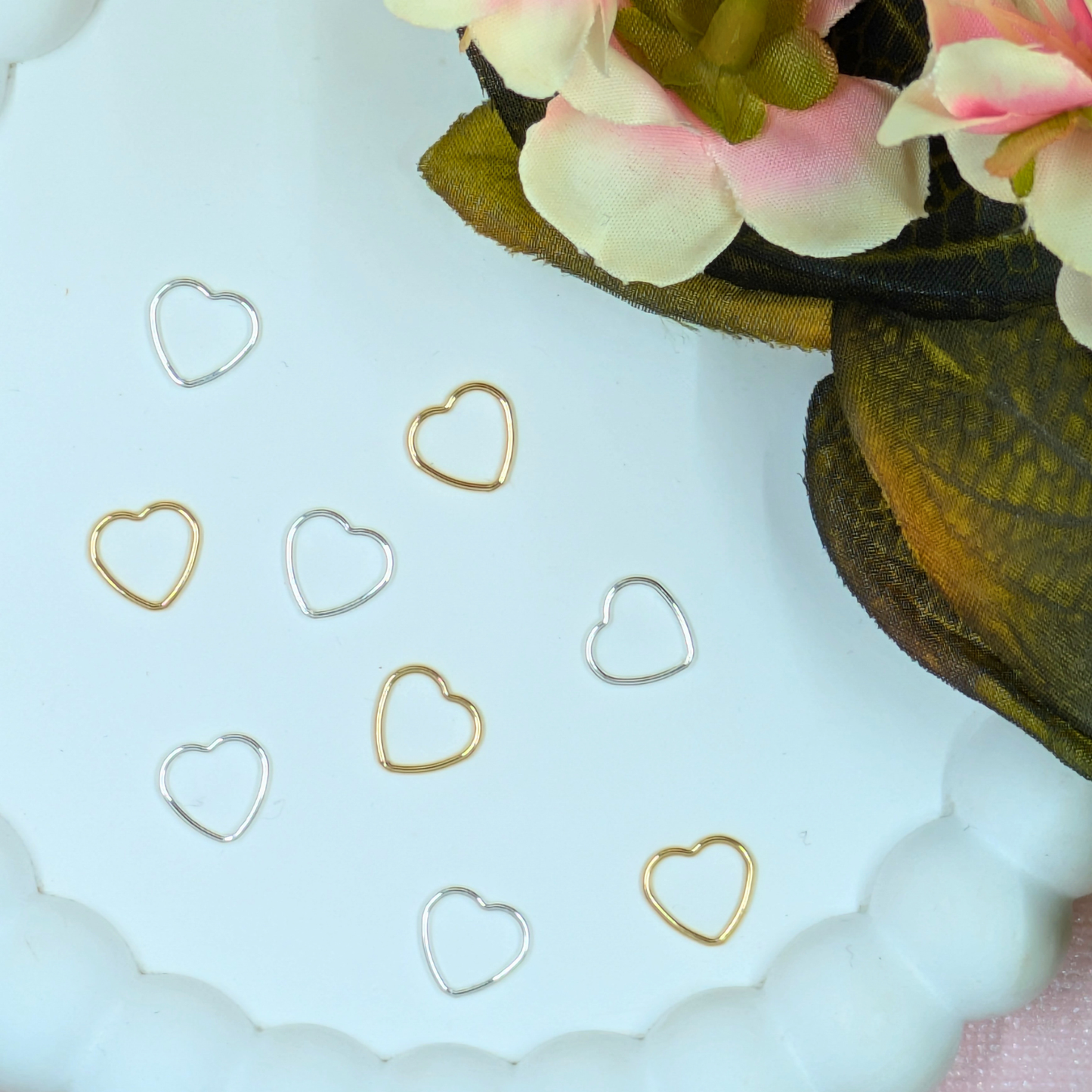 Plain Heart Connector