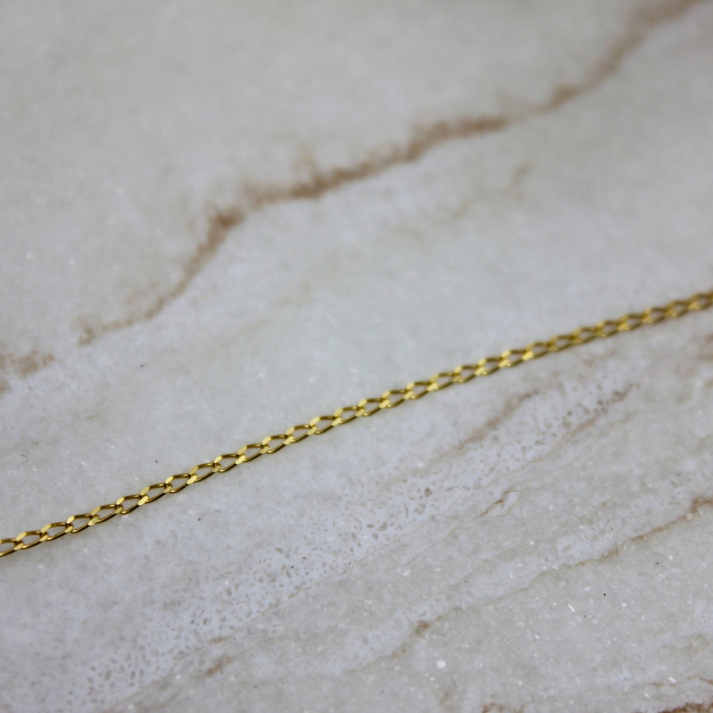 Porto 9ct Yellow Gold 1.1mm Open Curb Chain