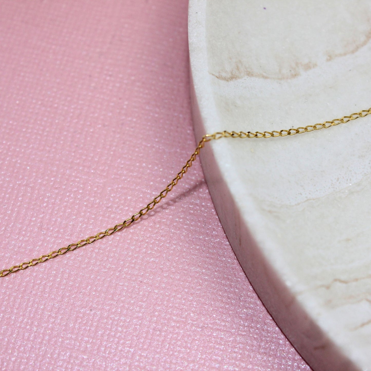 "Porto" 9ct Gold 1.3mm Round Belcher Chain