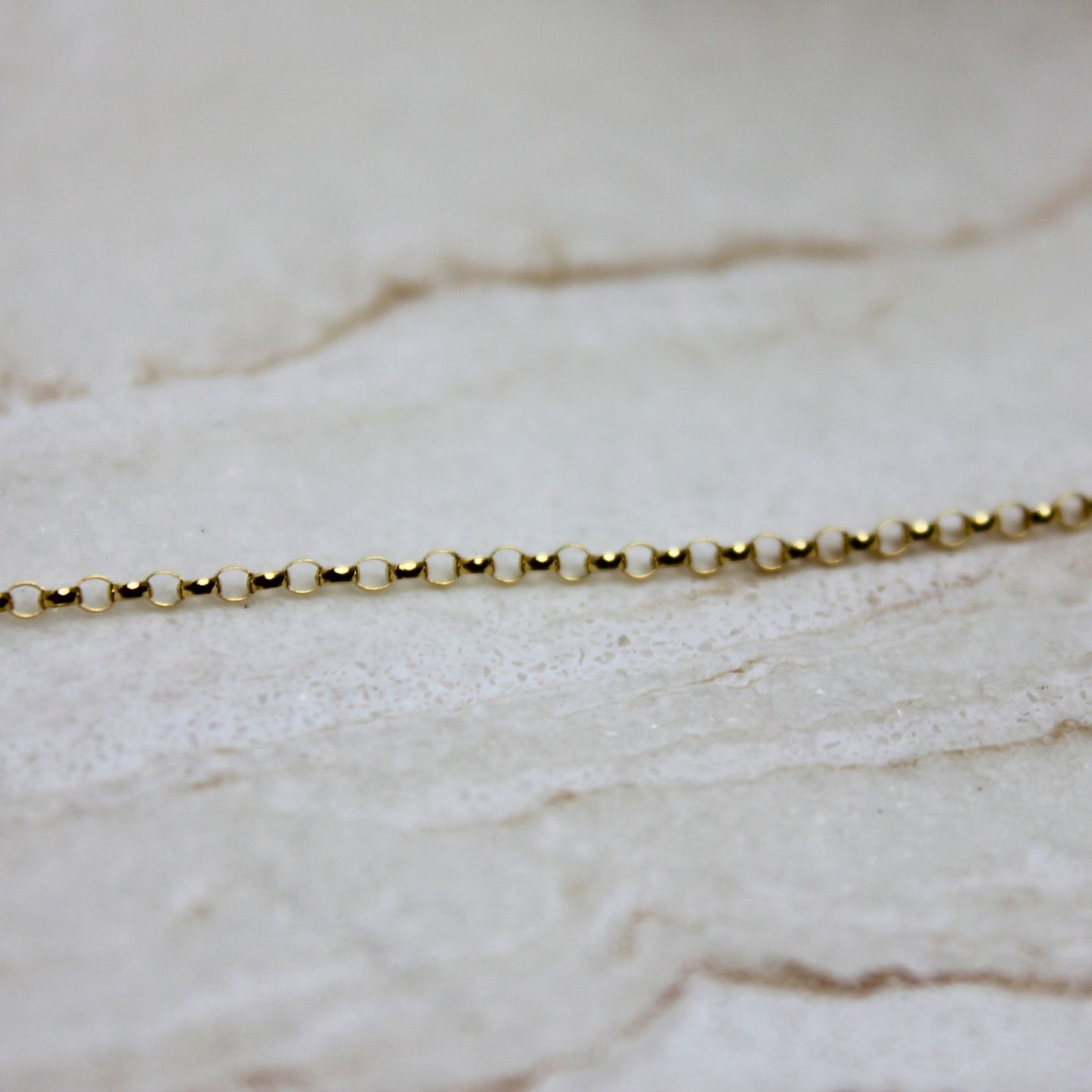 "Roma" 9ct Gold 1.1mm Open Curb Chain