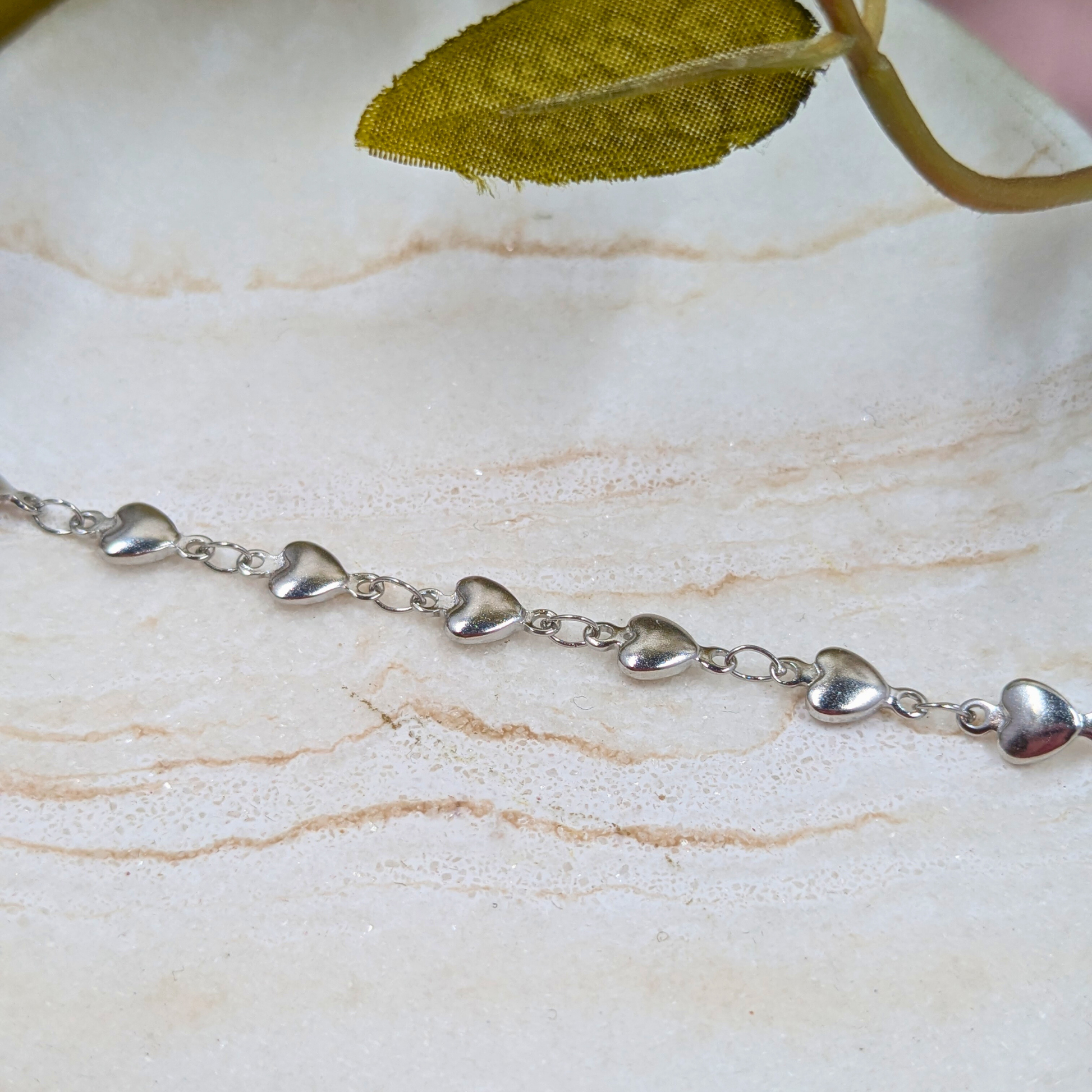 "Boston" Gold Stainless Steel Heart Chain in Silver