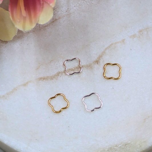 Small Clover Connector