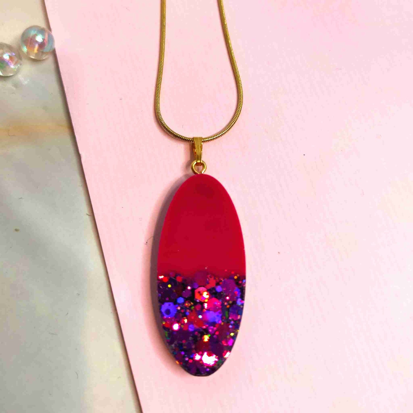 "Mae" Oval Pink Glitter Resin Necklace